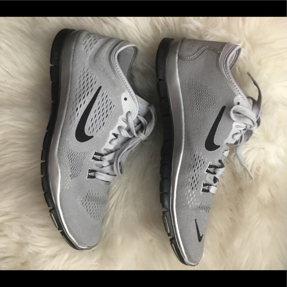 Nike Free TR 4
