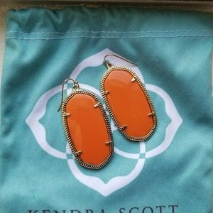 Kendra Scott perfecr for fall