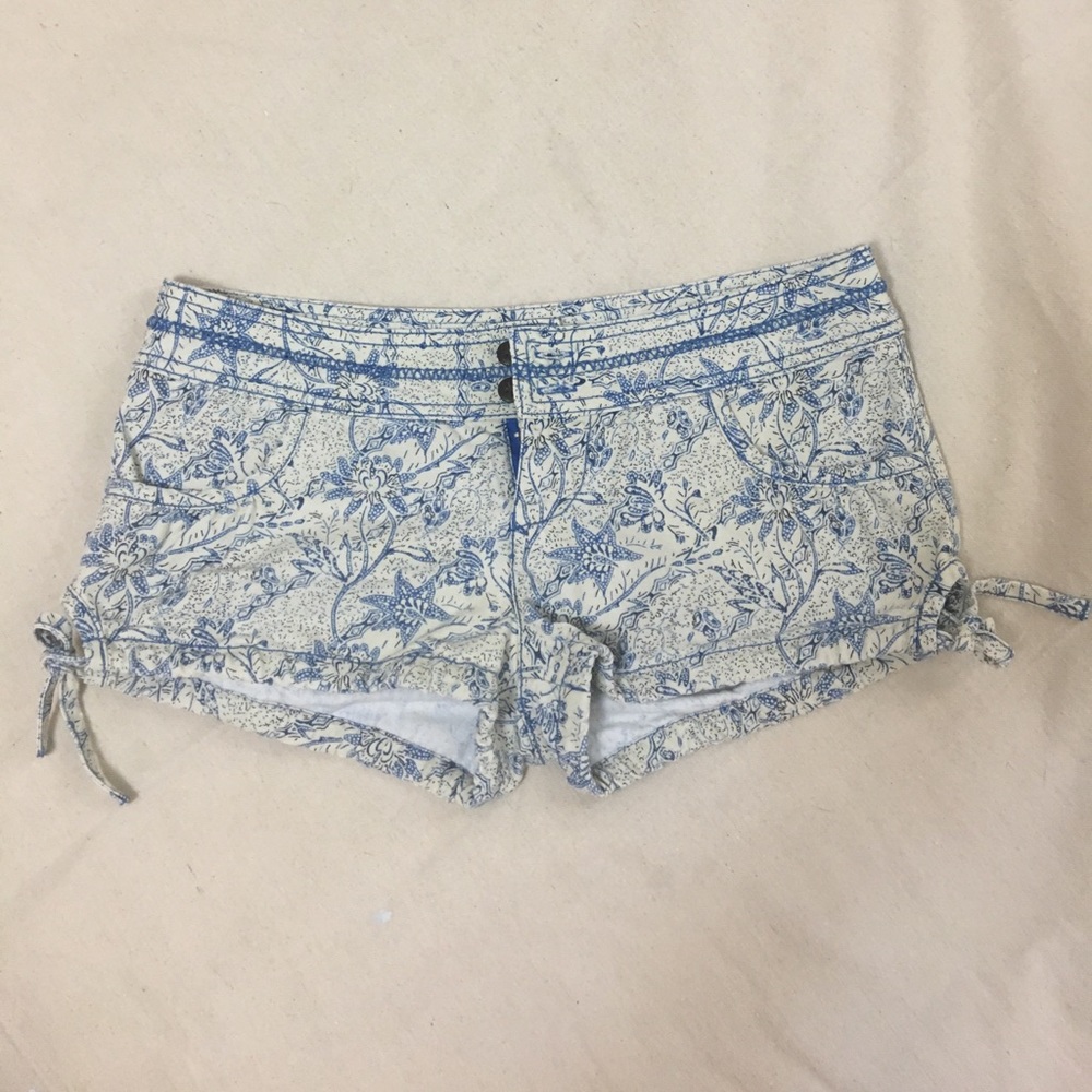 Super cute Free People shorts