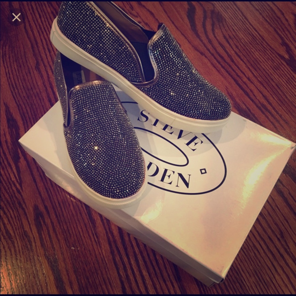 Steve Madden Slip On Shoes