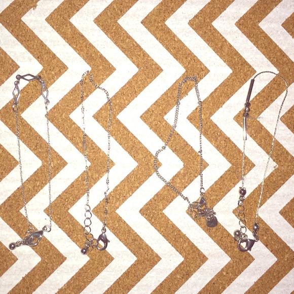 NWOT BUNDLE 4 silver bracelets/anklets!! - Picture 5 of 7