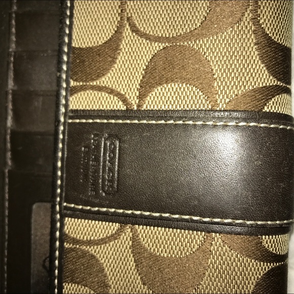 Coach trifold large wallet - Picture 3 of 8
