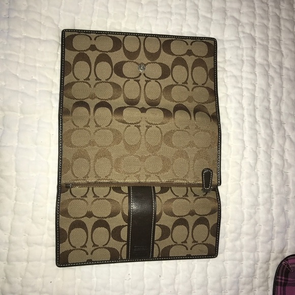 Coach trifold large wallet - Picture 4 of 8
