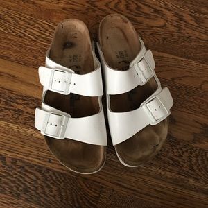 White leather Arizona birkenstocks