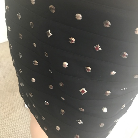 Express Skirt - Picture 4 of 4