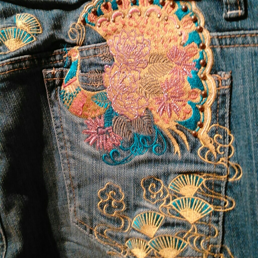 Cute Peacock Pepe Jeans