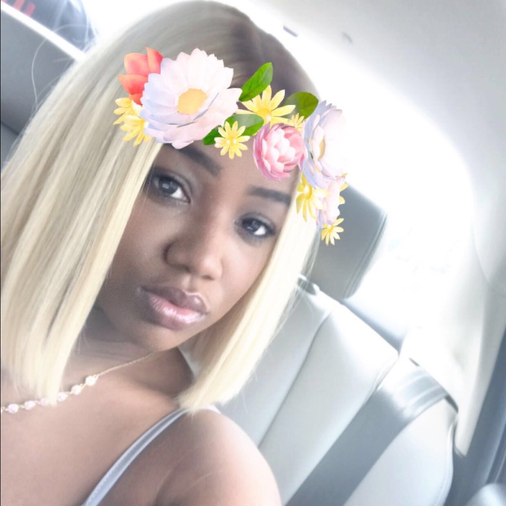 Meet your Posher, Shay