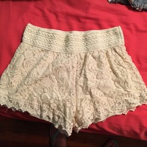 Lace white shorts