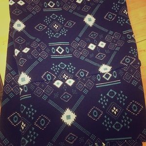 LuLaRoe Cassie Skirt M very dark Navy Background