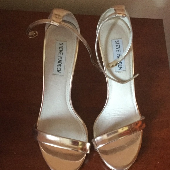 Rose gold Steve Madden dress sandals - Picture 1 of 2