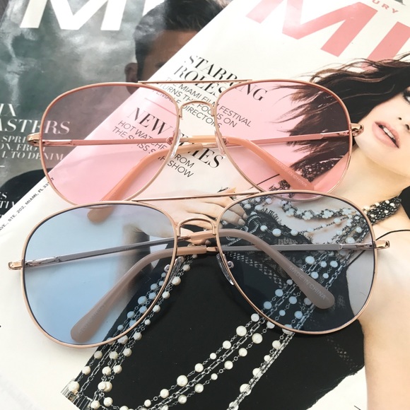 Bundle of 2 Sunglasses - Picture 2 of 5