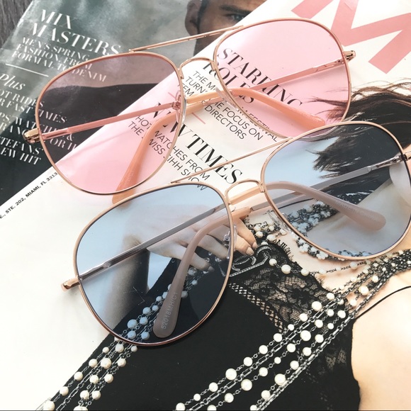 Bundle of 2 Sunglasses - Picture 3 of 5