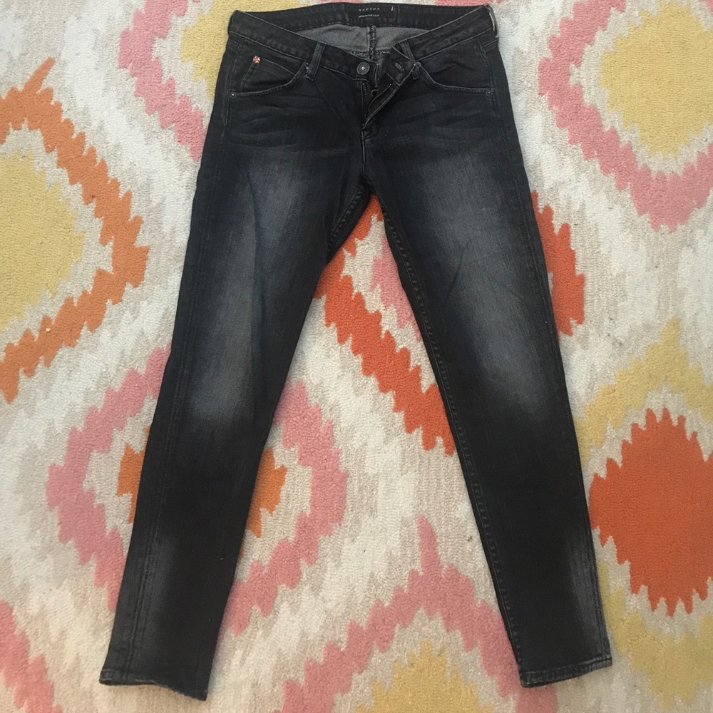 Hudson Skinny Jeans. Size 28.