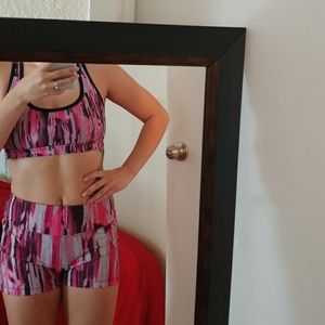 Marika tek workout set