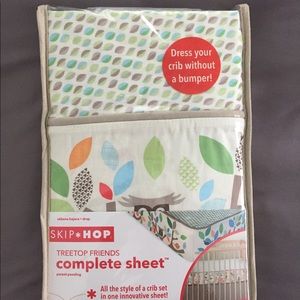Skip hop crib sheet