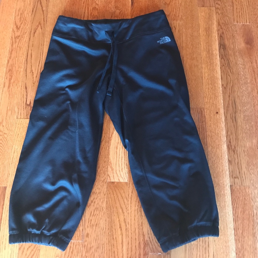 North Face Cropped (Capri) Pants