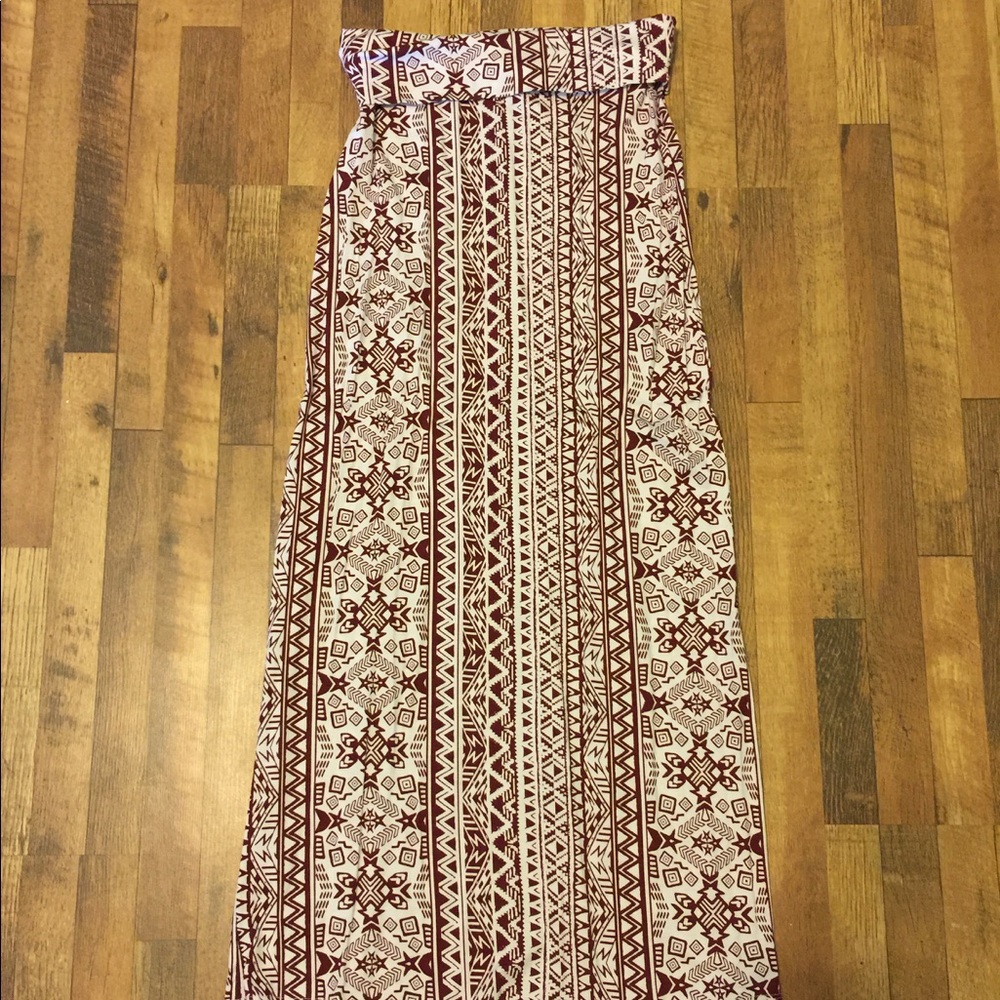 Maxi skirt