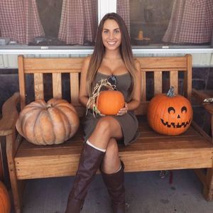 Meet your Posher, Alissa