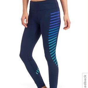 NWT Gap Blackout gFast leggings