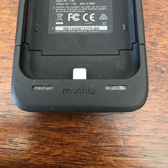 Mophie Charging Case for iPhone 5, 5s, 5c and 5e⚡️ - Picture 6 of 6