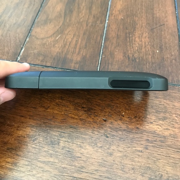Mophie Charging Case for iPhone 5, 5s, 5c and 5e⚡️ - Picture 5 of 6