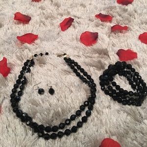 Faceted black necklace, bracelet & earrings set