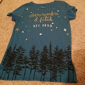 Abercrombie T shirt