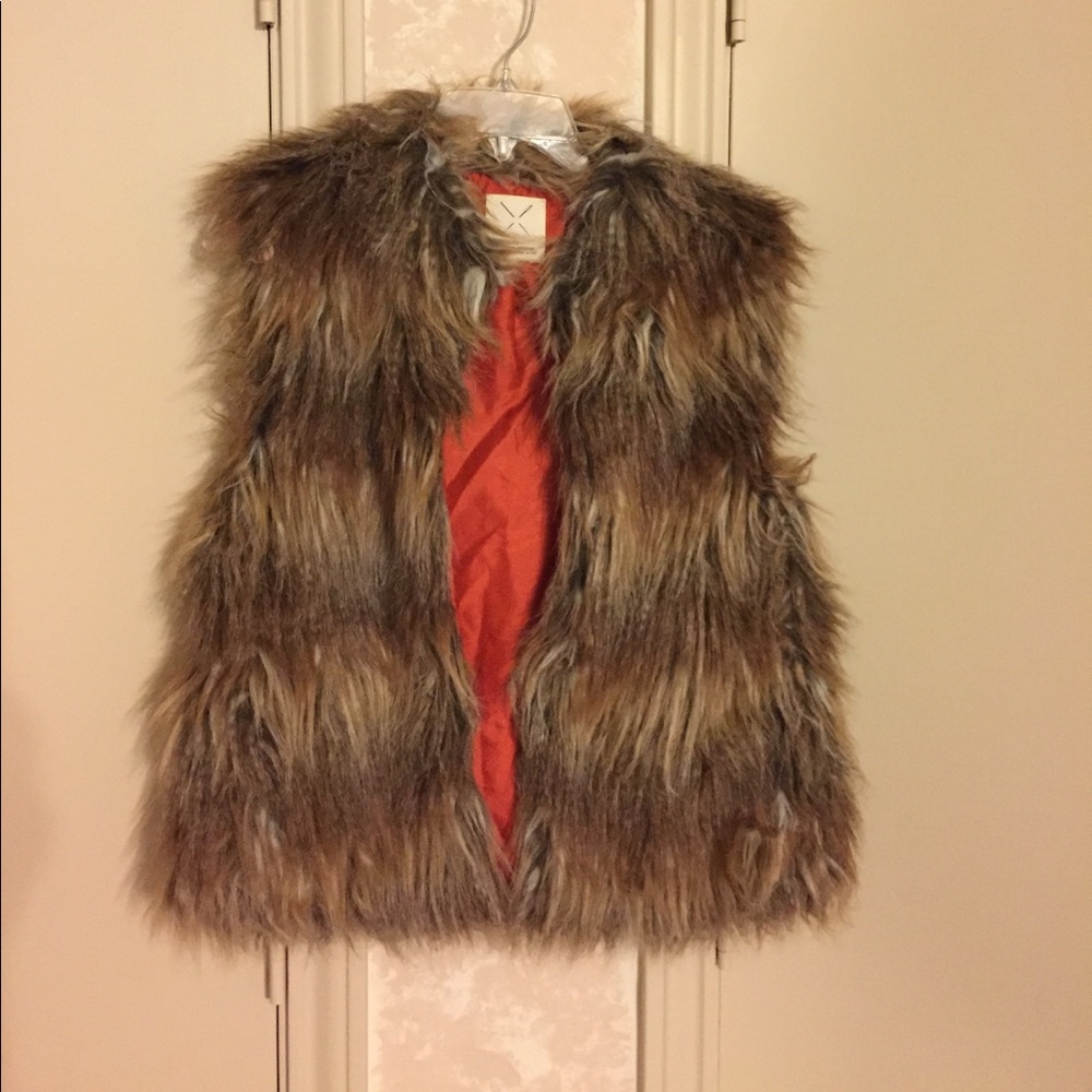 Faux fur vest/jacket size M