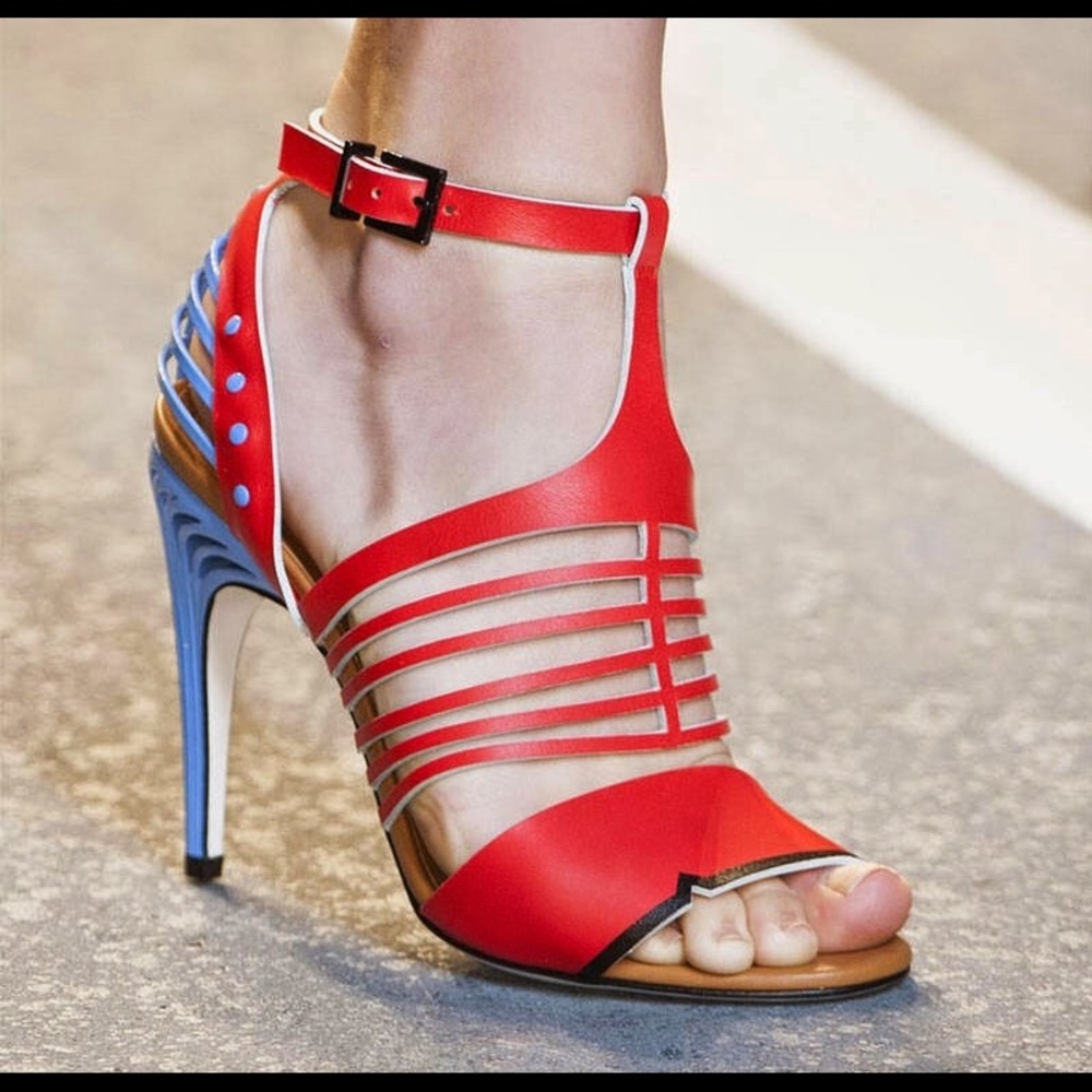 Fendi Leather Caged Sandals