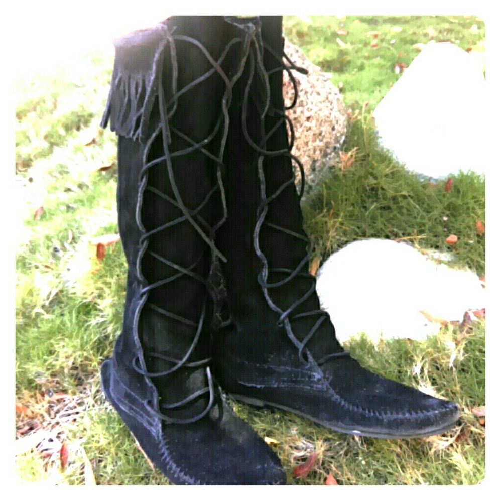 Minnetonka black knee-high moccasins