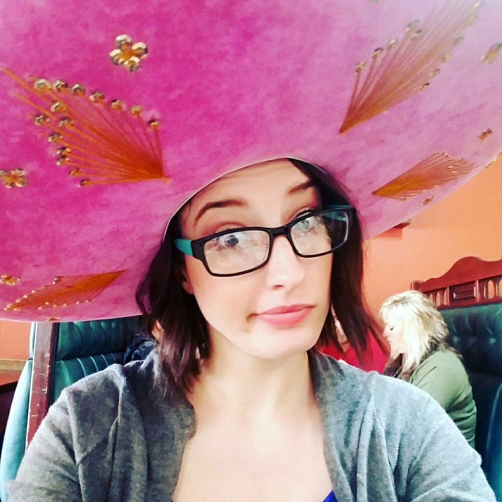 Meet your Posher, Krystal - Picture 1 of 1