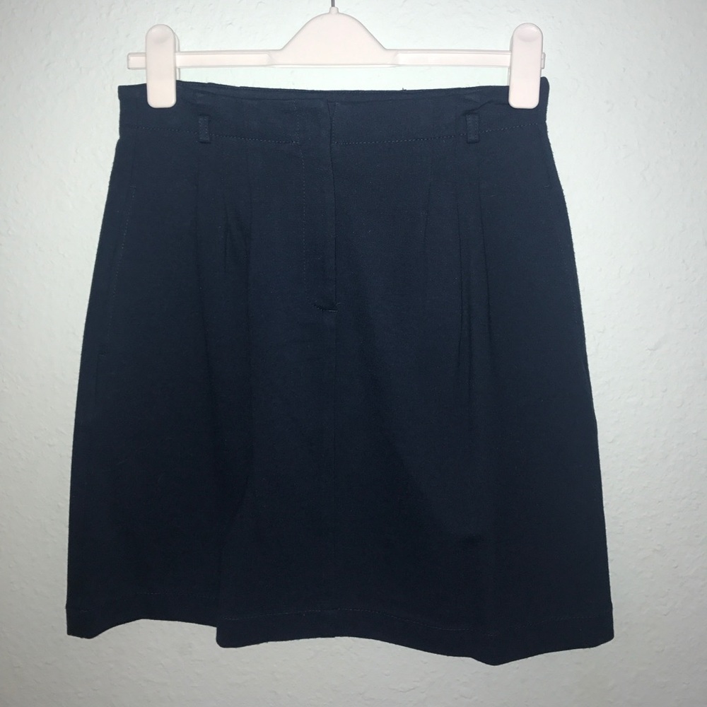 Like new Theory mini skirt
