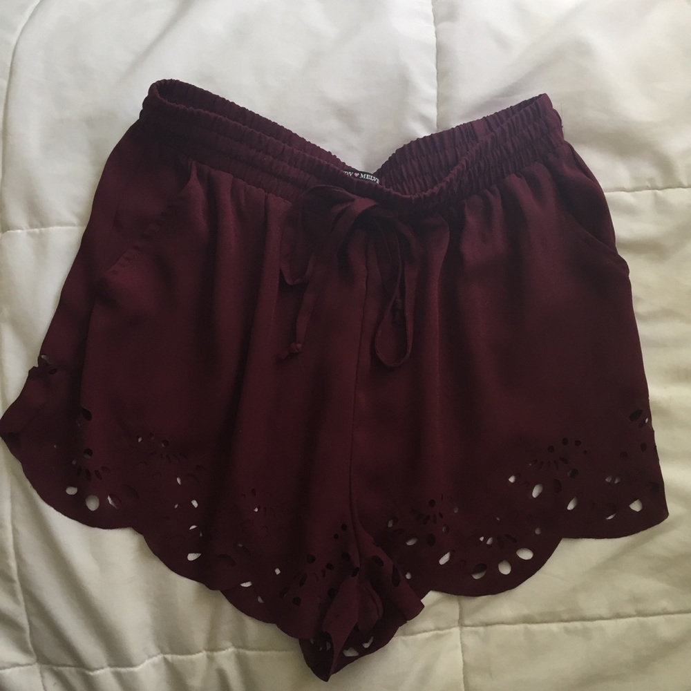 Brandy Melville flowy shorts
