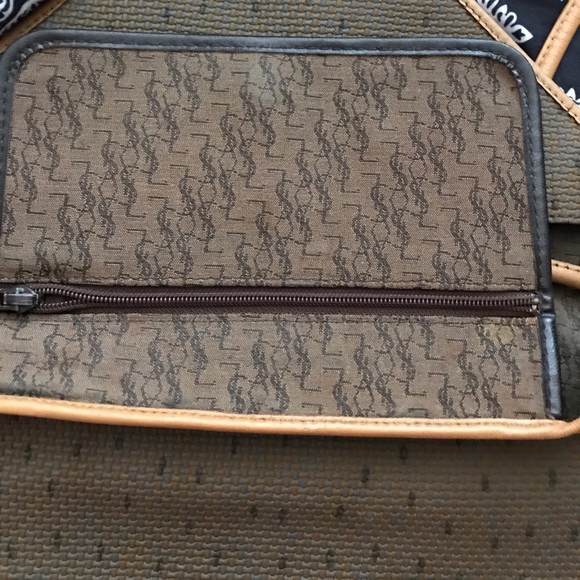 YSL - Picture 4 of 5