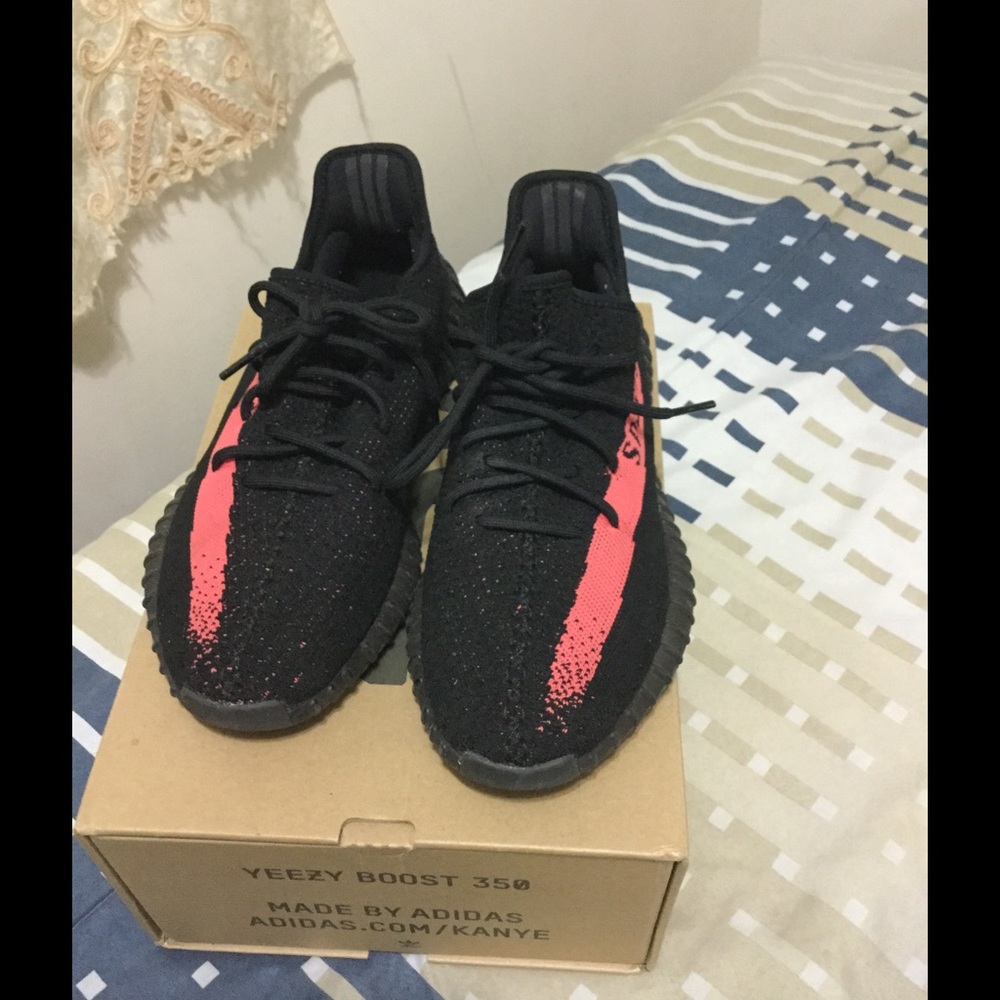 Yeezy boost 350 v2