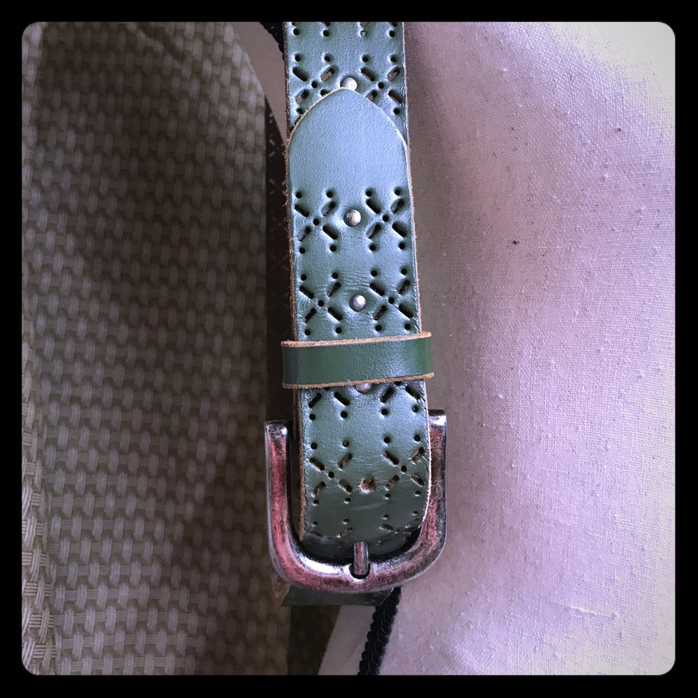 Good condition. Olive green Relic belt
