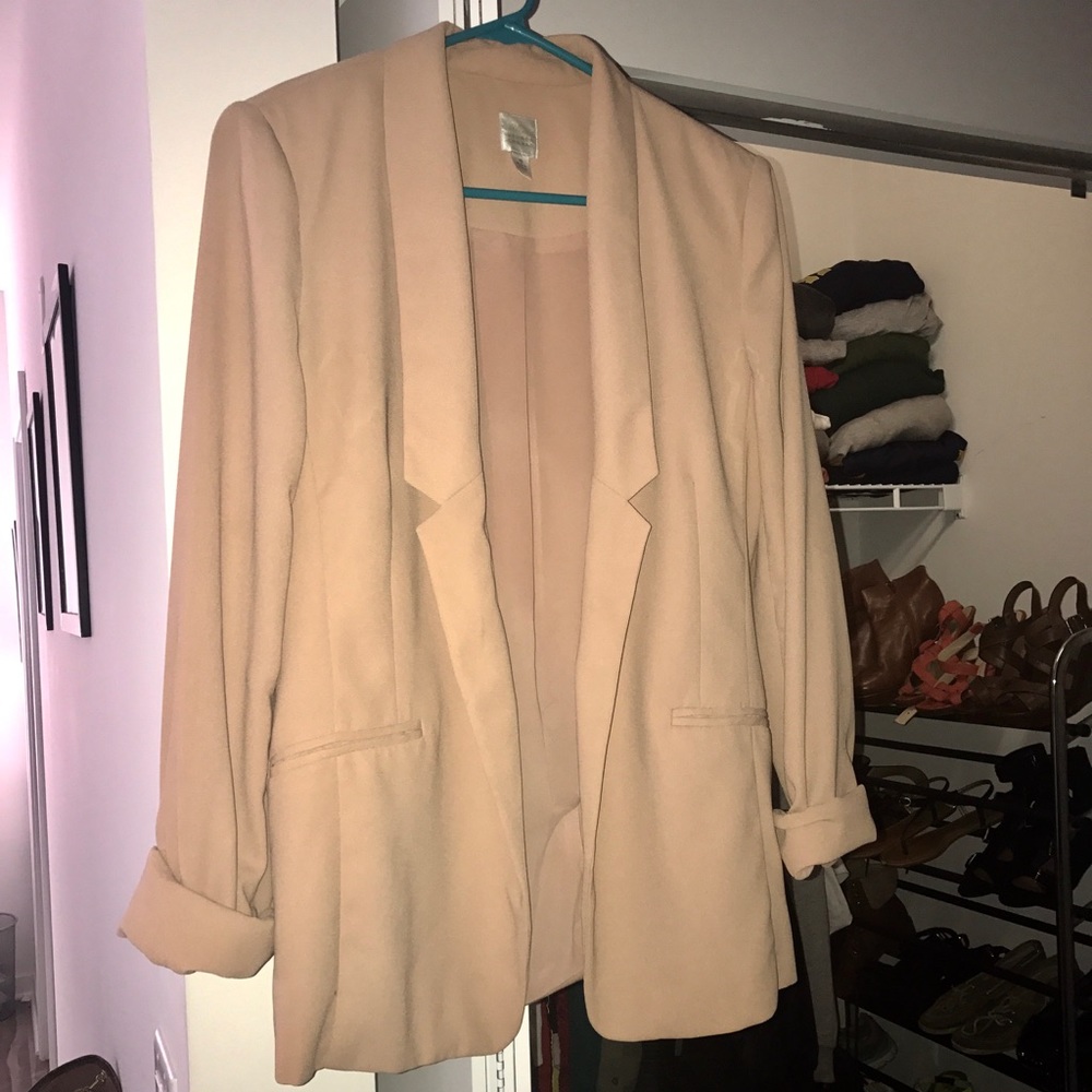 Oversized blush pink blazer