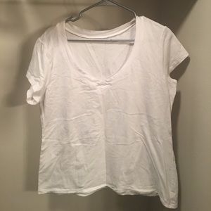 V neck tshirt