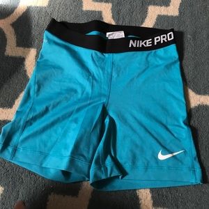 5" Nike Pros