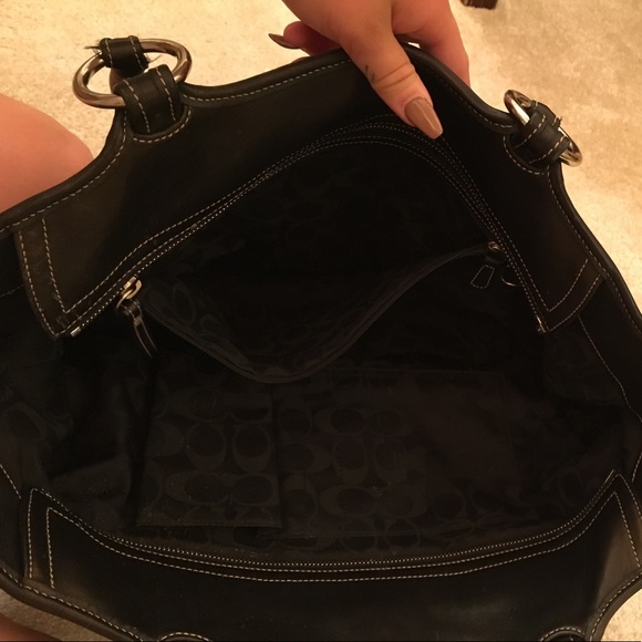 Black Coach purse - Picture 4 of 8