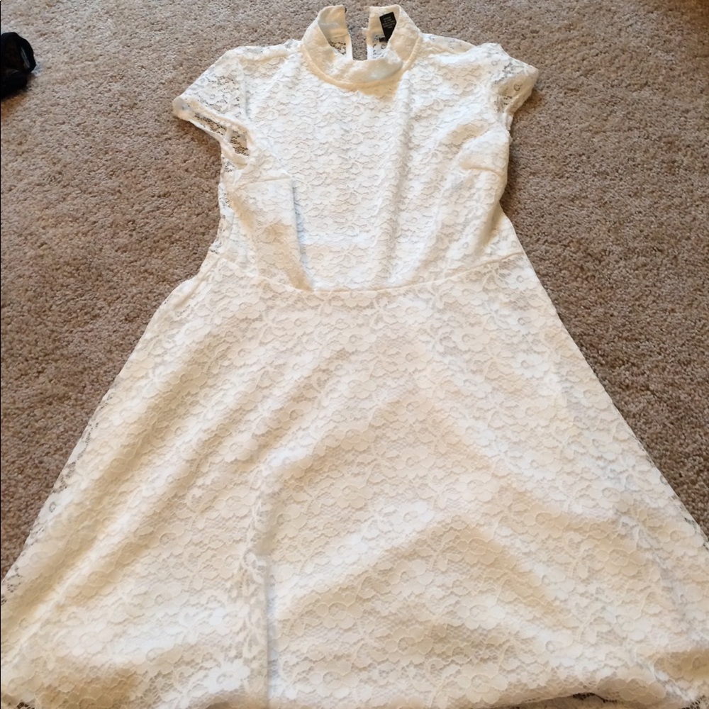 Forever 21 white lace dress