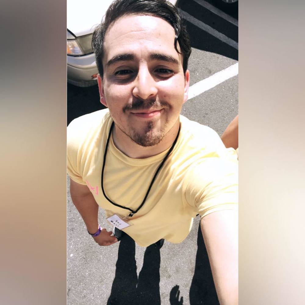 Meet your Posher, Luis