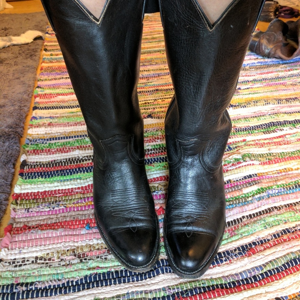 Black cowboy boots