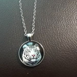 Tiger pendant necklace