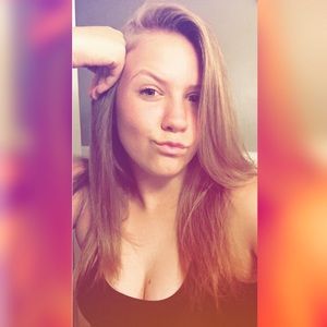 Meet your Posher, Jenna