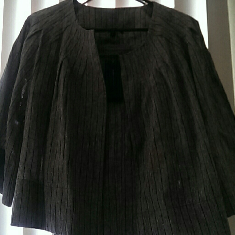 BCBGMAXAZRIA 55% LINEN AND 45% RAYON JACKET/SHORTS