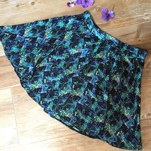 Price cut✂️ Multi-colored mini skirt