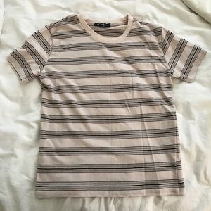 Brandy Melville tshirt