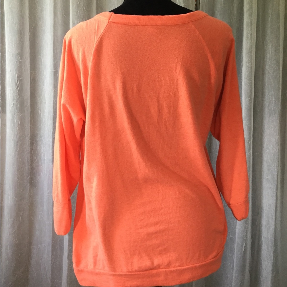 Coral shirt - Picture 3 of 4