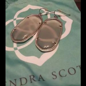 Kendra scott Danielle earrings